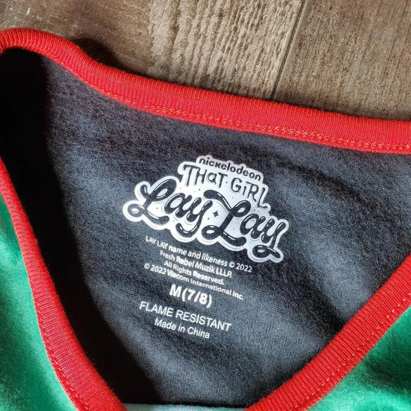 NWT NICKELODEON THAT GIRL LAY LAY PAJAMA SET SIZE MEDIUM (7/8) - Picture 2 of 12